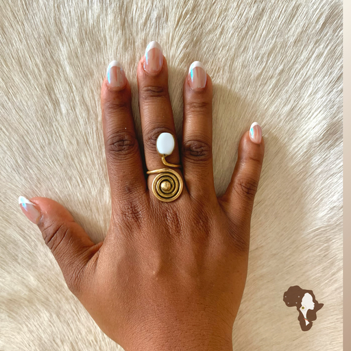 Bague audi et perle blanche